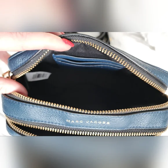 Like New Marc Jacobs Calfskin Softshot 21 Crossbody Bag Navy - Picture 7 of 10